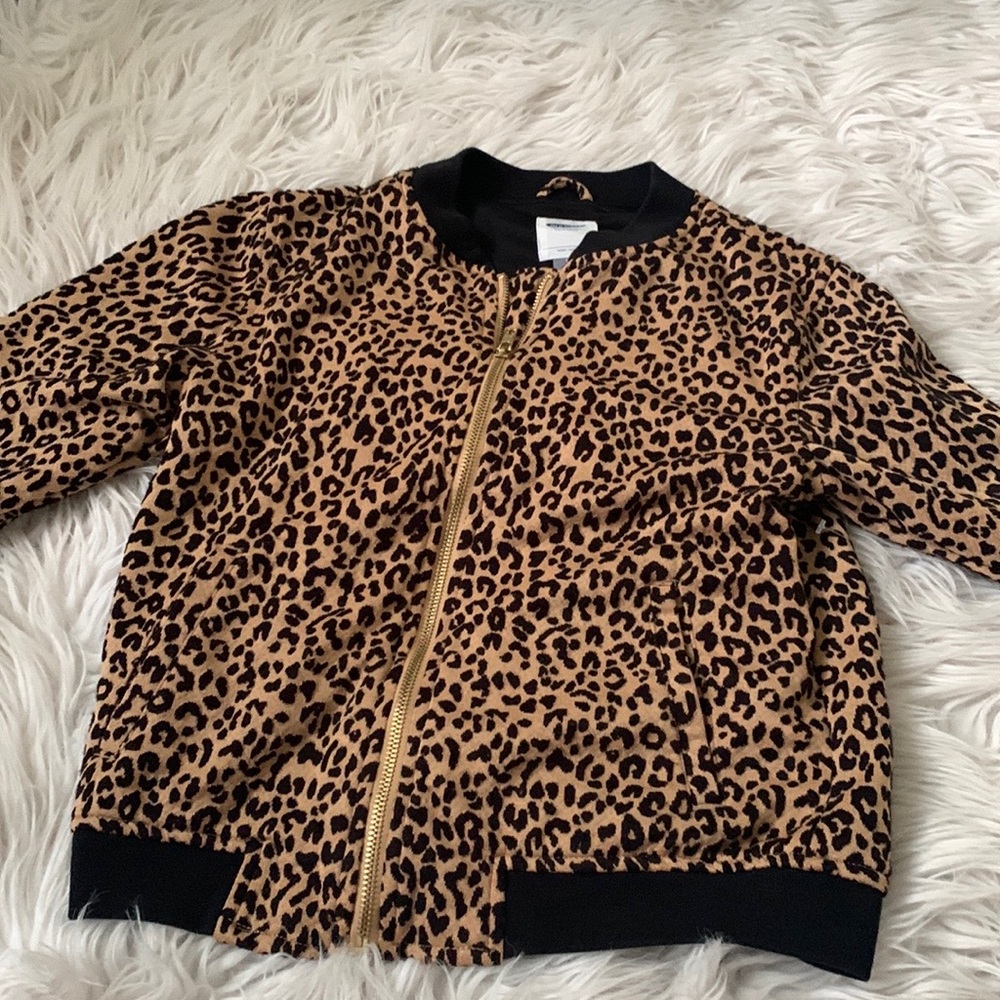GENTLY USED BRAND NEW Old Navy Girls Leopard zip jacket size 10 13 large